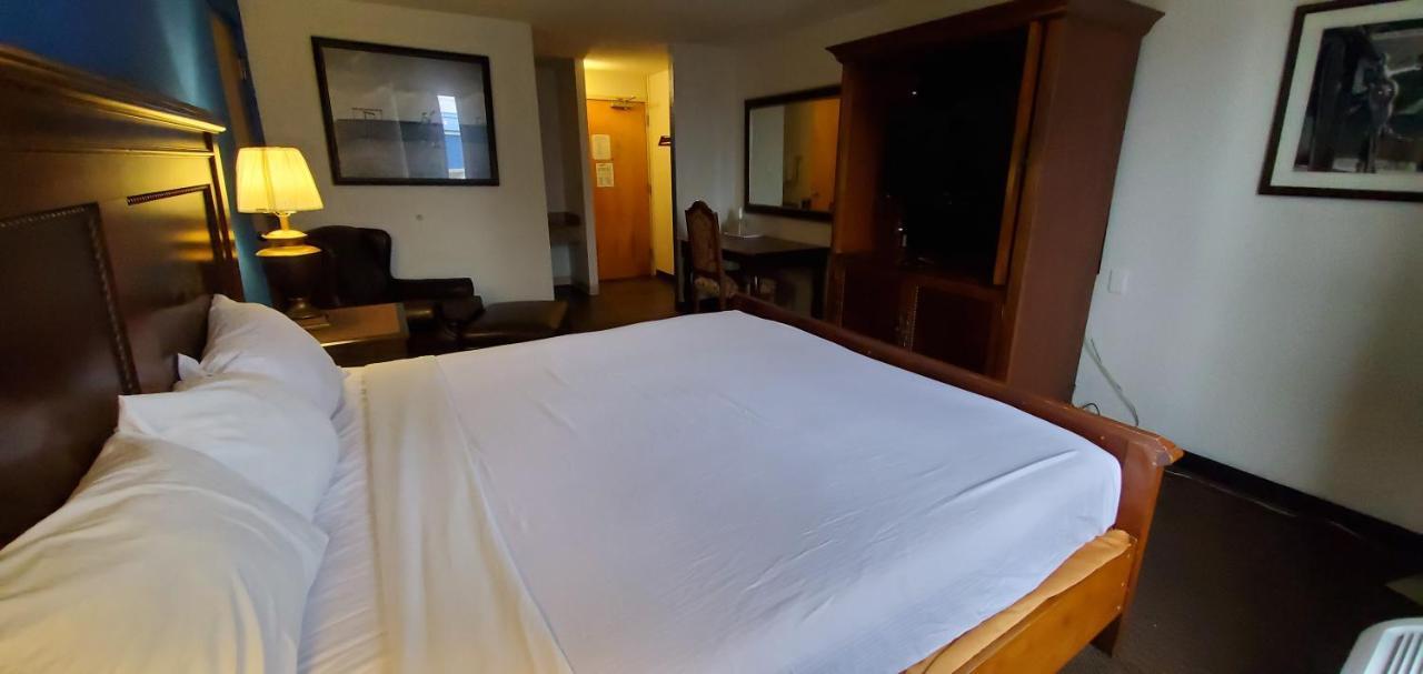 Fairbridge Inn Express Indianapolis South Extérieur photo